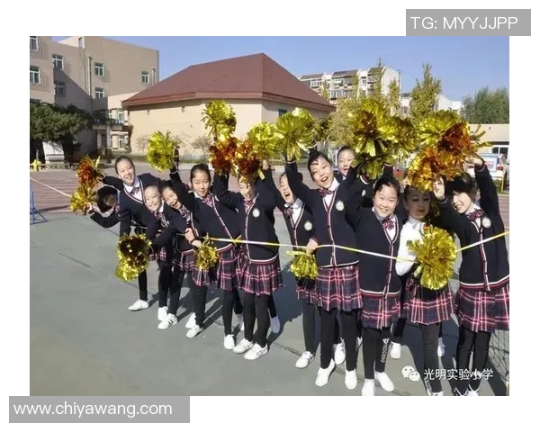 U18黑山队与匈牙利队激战正酣青少年足球赛精彩对决引人关注