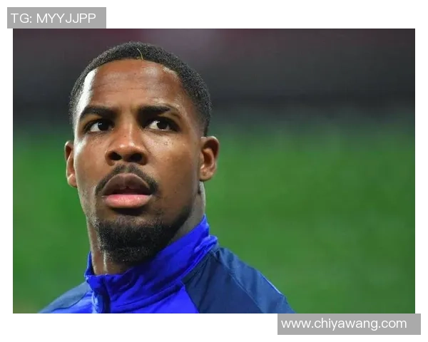 迈尼昂：从青涩门将到世界级守护者的成长之路与传奇故事